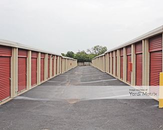 Photo 3 of Alamo-Redbird Self Storage - 7011 Marvin D Love Fwy, Dallas, TX