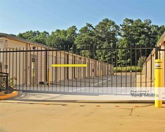 Photo 2 of Georgia 400 Storage - 1060 Northside Forsyth Drive, Cumming, GA