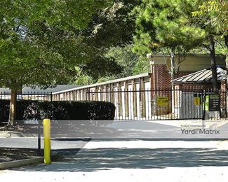 Photo 3 of Extra Space Storage - 11640 Jones Bridge Road, Alpharetta, GA