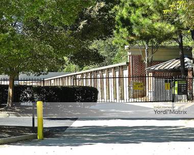 Storage Units for Rent available at 11640 Jones Bridge Road, Alpharetta, GA 30005