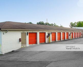 Photo 3 of Public Storage - 12423 Middlebrook Road, Germantown, MD