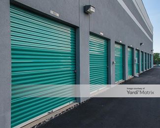 Photo 2 of Extra Space Storage - 18830 Woodfield Road, Gaithersburg, MD