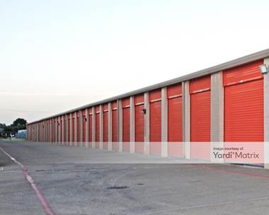 Storage Units for Rent available at 2320 North Central Expwy, Dallas, TX 75204