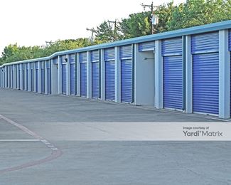 Photo 4 of Extra Space Storage - 2416 Lakeview Pkwy, Rowlett, TX