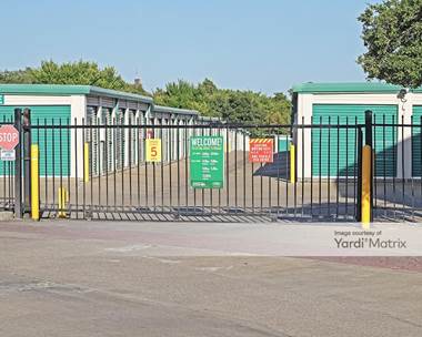 Storage Units for Rent available at 17854 Preston Road, Dallas, TX 75252