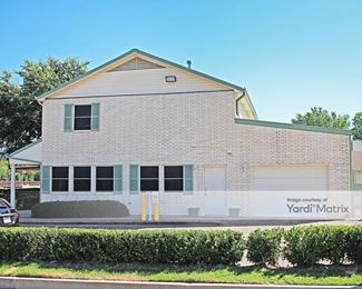 Photo 2 of White Rock Self Storage - 7820 Garland Road, Dallas, TX