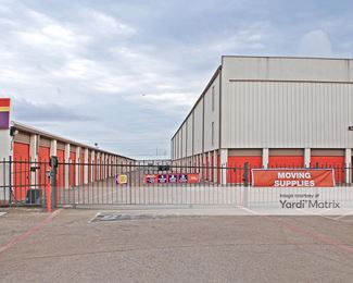 Photo 2 of Public Storage - 9110 Markville Drive, Dallas, TX