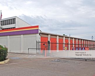 Photo 3 of Public Storage - 9110 Markville Drive, Dallas, TX