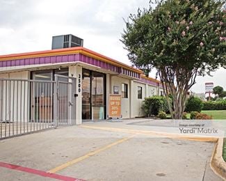 Photo 1 of Public Storage - 3500 East 14th Street, Plano, TX