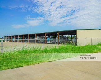 Photo 2 of FreeUp Storage - 1832 FM 66, Waxahachie, TX