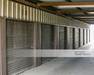 Photo 4 of Ennis Storage - 1004 South I-45, Ennis, TX
