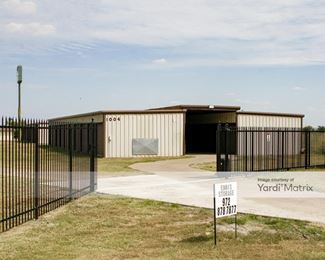 Photo 5 of Ennis Storage - 1004 South I-45, Ennis, TX