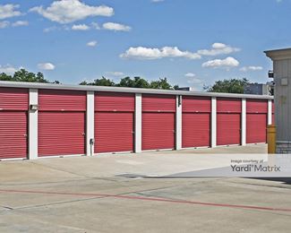 Photo 4 of Access Self Storage - 561 East Ovilla Road, Red Oak, TX