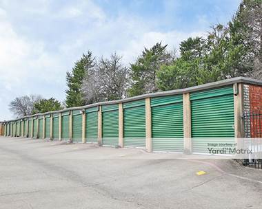 Storage Units for Rent available at 335 West Westchester Pkwy, Grand Prairie, TX 75052