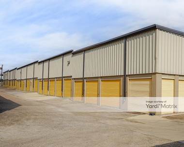 Storage Units for Rent available at 1606 Plantation Road, Dallas, TX 75235