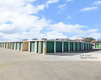 Photo 2 of Extra Space Storage - 500 Buckingham Road, Richardson, TX