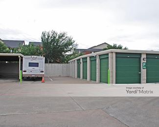 Photo 4 of Extra Space Storage - 500 Buckingham Road, Richardson, TX