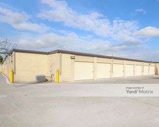Photo 2 of Extra Space Storage - 908 Allen Central Drive, Allen, TX