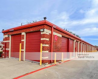 Photo 2 of Public Storage - 2200 East Beltline Road, Carrollton, TX