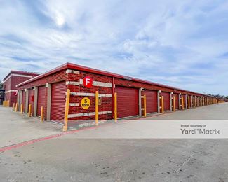 Photo 3 of Public Storage - 2200 East Beltline Road, Carrollton, TX