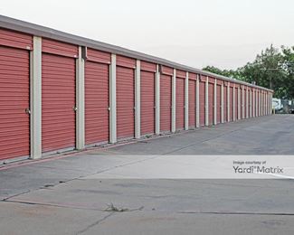 Photo 4 of Lone Star Self Storage - 3500 Melcer, Rowlett, TX