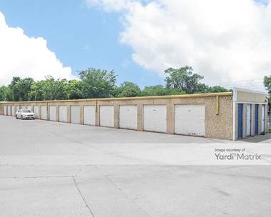 Storage Units for Rent available at 183 South Shiloh Road, Garland, TX 75042