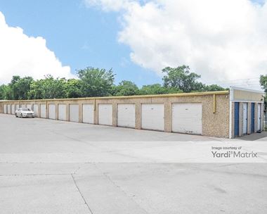 Storage Units for Rent available at 183 South Shiloh Road, Garland, TX 75042