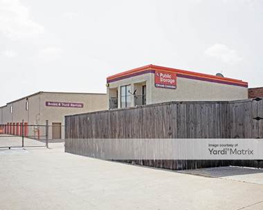 Storage Units for Rent available at 14729 Inwood Road, Addison, TX 75001