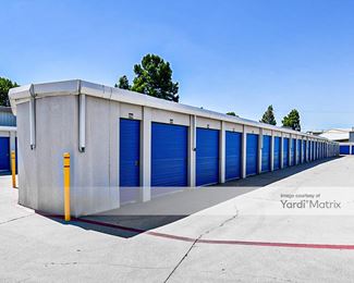 Photo 3 of Southern Star Self Storage - 4485 Glenn Curtiss Road, Addison, TX