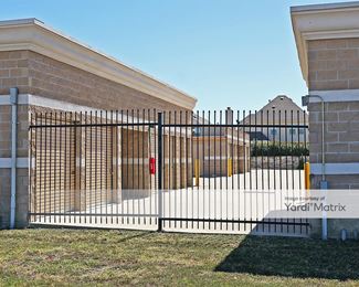 Photo 5 of Extra Space Storage - 2600 State Highway 121, Lewisville , TX