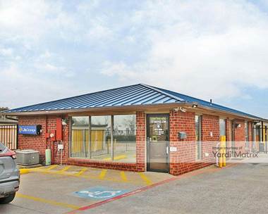 Storage Units for Rent available at 4005 West Plano Pkwy, Plano, TX 75093