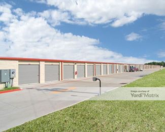Photo 4 of RightSpace Storage - 305 West Farm To Market 544, Murphy, TX