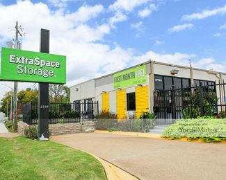 Photo 2 of Extra Space Storage - 2339 Inwood Road, Dallas, TX