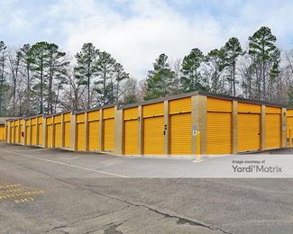 Photo 2 of Extra Space Storage - 3830 North Bailey Bridge Road, Midlothian, VA