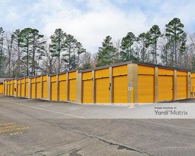 Storage Units for Rent available at 3830 North Bailey Bridge Road, Midlothian, VA 23112
