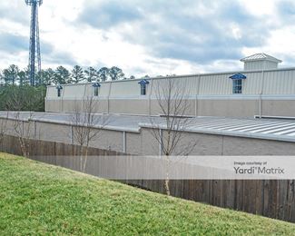 Photo 3 of Short Pump Simply Storage - 4475 Pouncey Tract Road, Glen Allen, VA