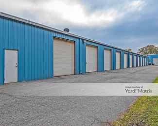 Photo 4 of Salters Creek Commercial Storage - 221 Salters Creek Road, Hampton, VA