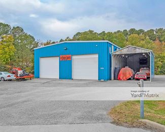 Photo 5 of Salters Creek Commercial Storage - 221 Salters Creek Road, Hampton, VA