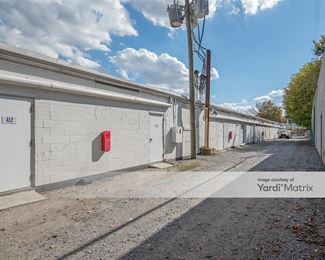 Photo 2 of American Patriot Self Storage - 830 Broad Street, Portsmouth, VA