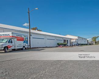 Photo 5 of American Patriot Self Storage - 830 Broad Street, Portsmouth, VA