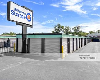 Photo 2 of 24 Seven Storage - 5625 Shore Drive, Virginia Beach, VA