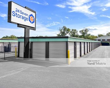 Storage Units for Rent available at 5625 Shore Drive, Virginia Beach, VA 23455