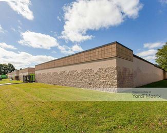 Photo 4 of Extra Space Storage - 597 Central Drive, Virginia Beach, VA