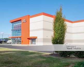 Photo 2 of Public Storage - 608 South Lynnhaven Road, Virginia Beach, VA