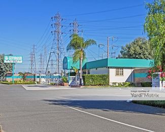 Photo 4 of Studebaker Self Storage - 698 Studebaker Road, Long Beach, CA