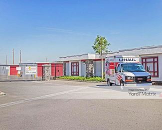 Photo 4 of CubeSmart Self Storage - 2323 East South Street, Long Beach, CA
