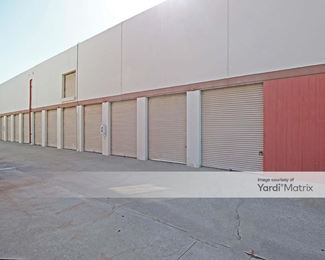 Photo 3 of Security Public Storage - 13650 Imperial Hwy, Santa Fe Springs, CA