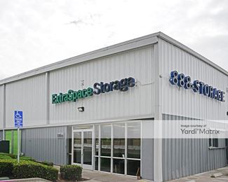 Photo 1 of Extra Space Storage - 6401 San Leandro Street, Oakland, CA