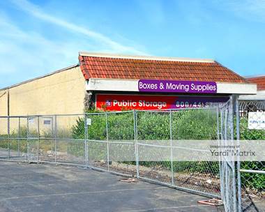 Storage Units for Rent available at 15951 Hesperian Blvd, San Lorenzo, CA 94580