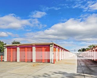 Photo 4 of Public Storage - 2500 Santa Rita Road, Pleasanton, CA